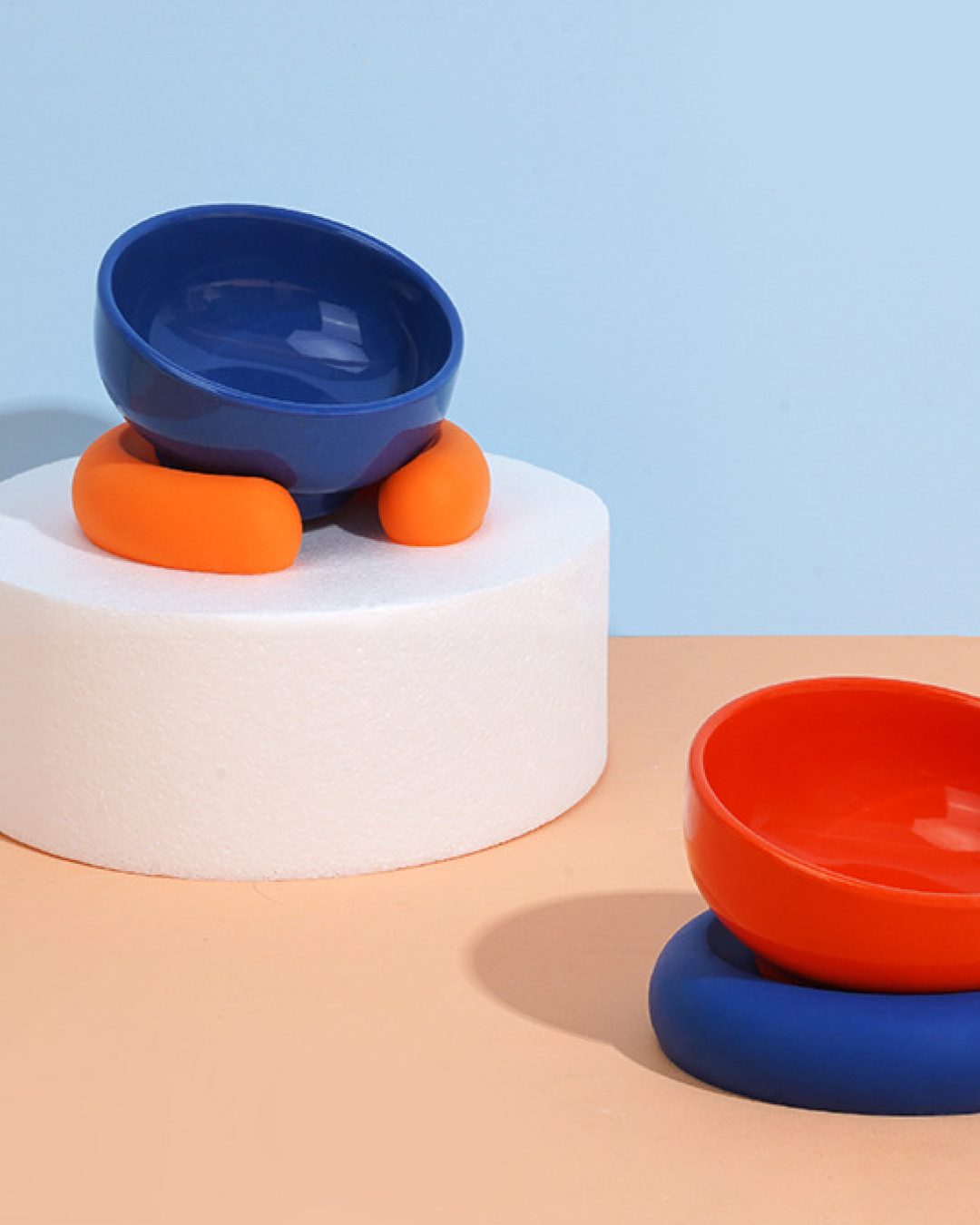 Circle Pet Bowl - Pawscode