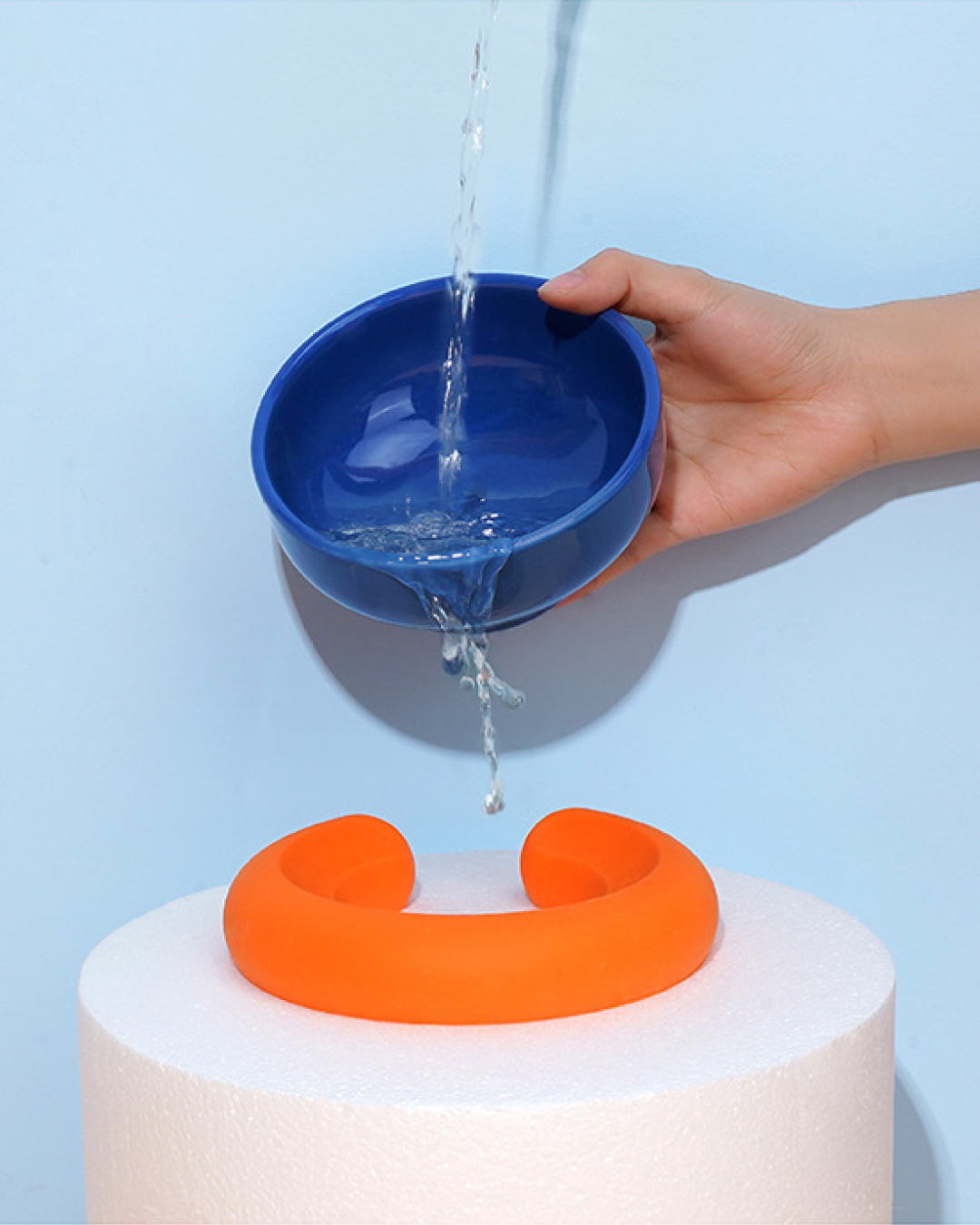 Circle Pet Bowl - Pawscode